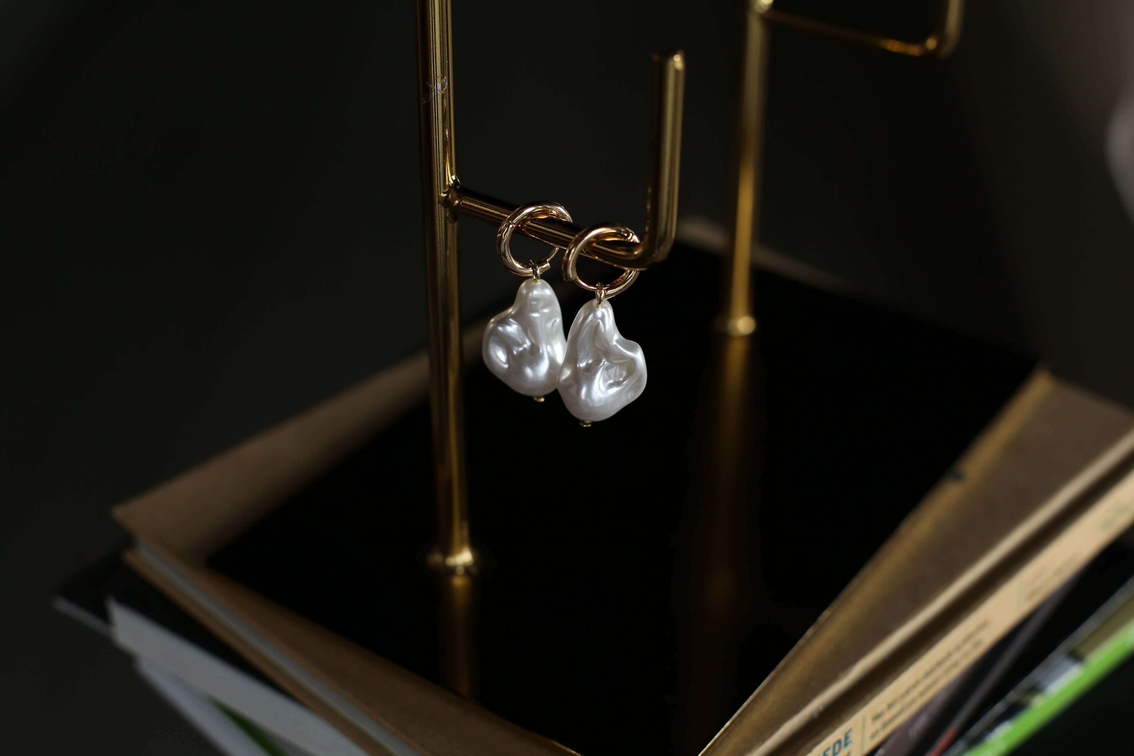 Oyster Pearl Drop Earrings