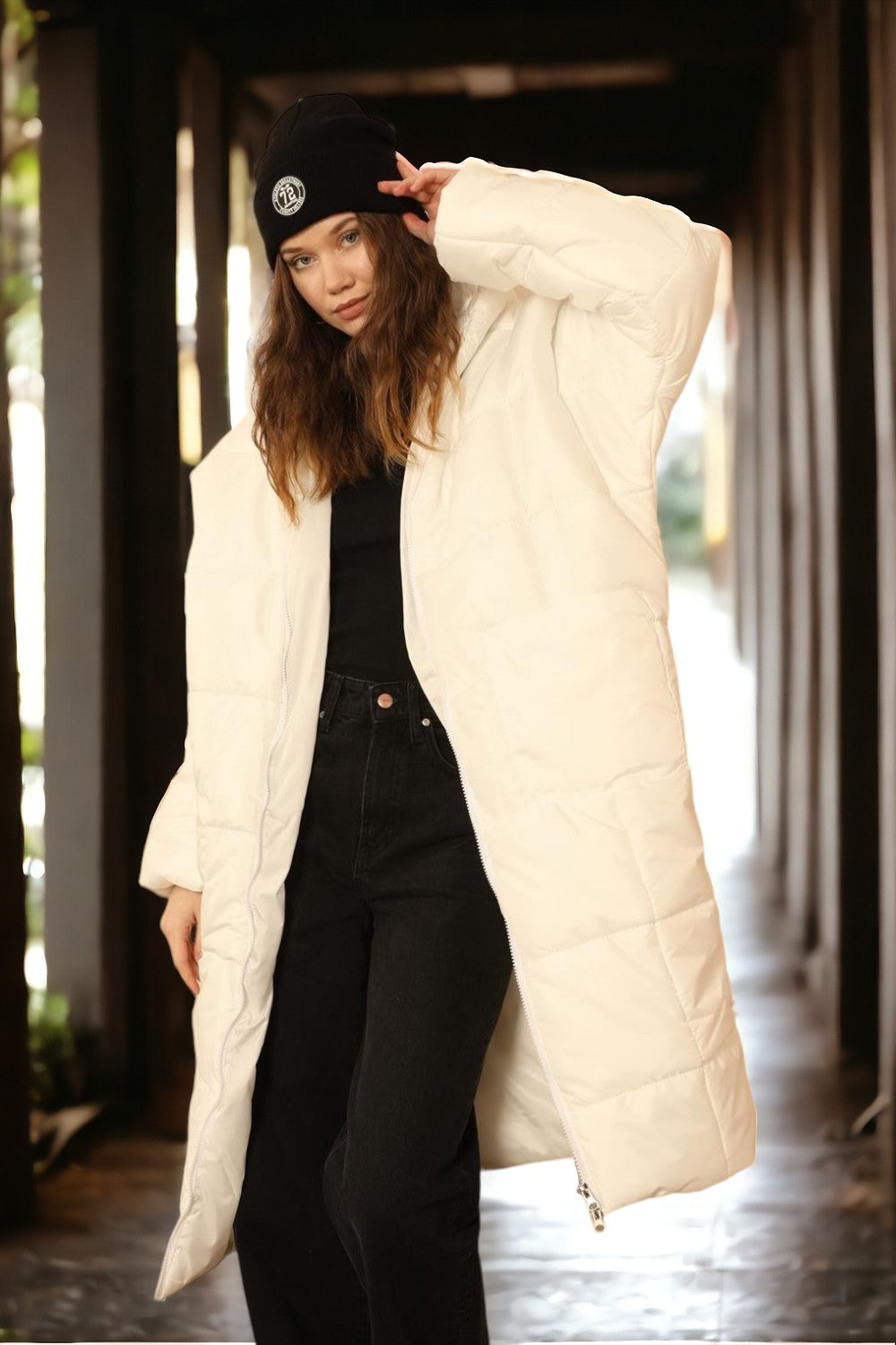 Oversized Hooded Long Puffer Anorak - White