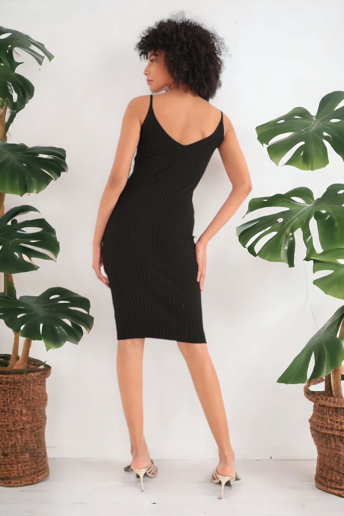 Knitted Knee Length Dress - Black