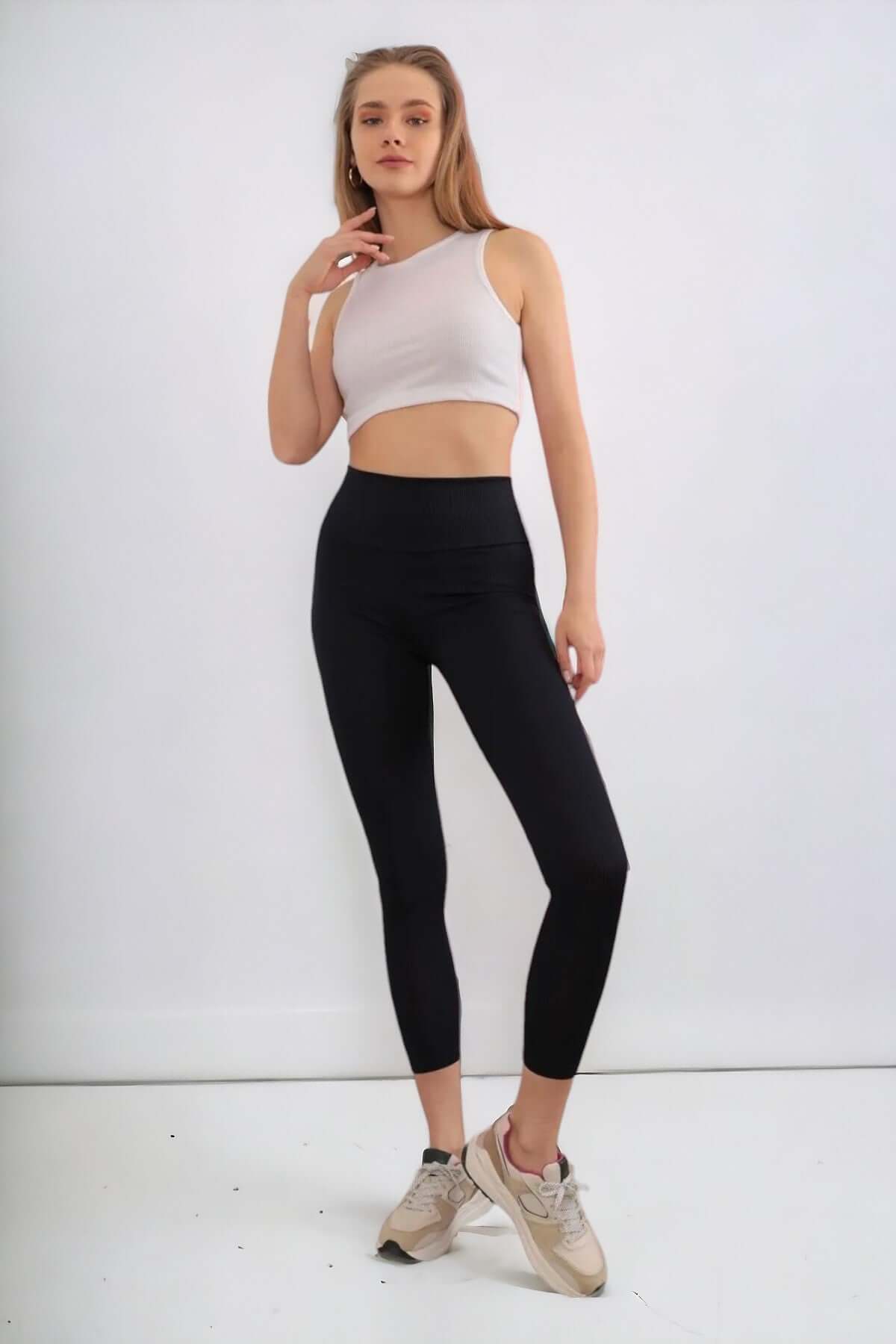 Compressive Comfort Ankle-Length Leggings -Black