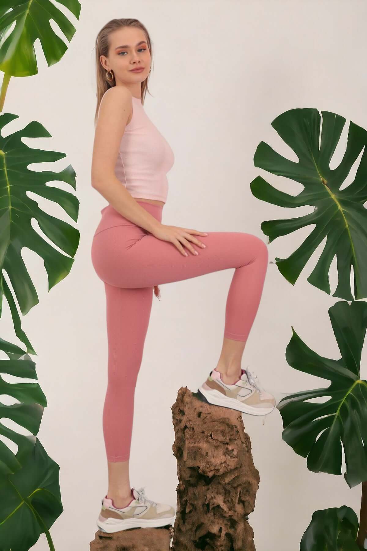 Compressive Comfort Ankle-Length Leggings - Pink