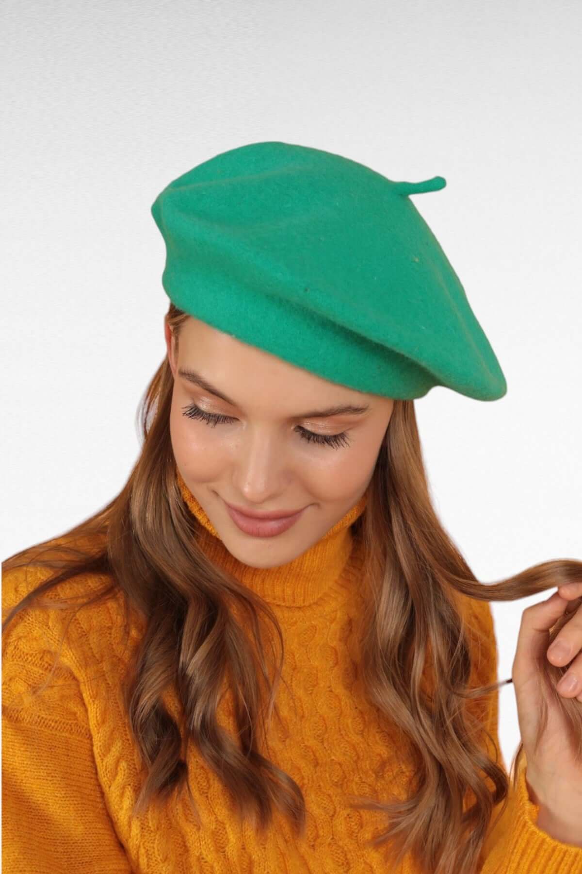 Wool Vintage French Beret - Green