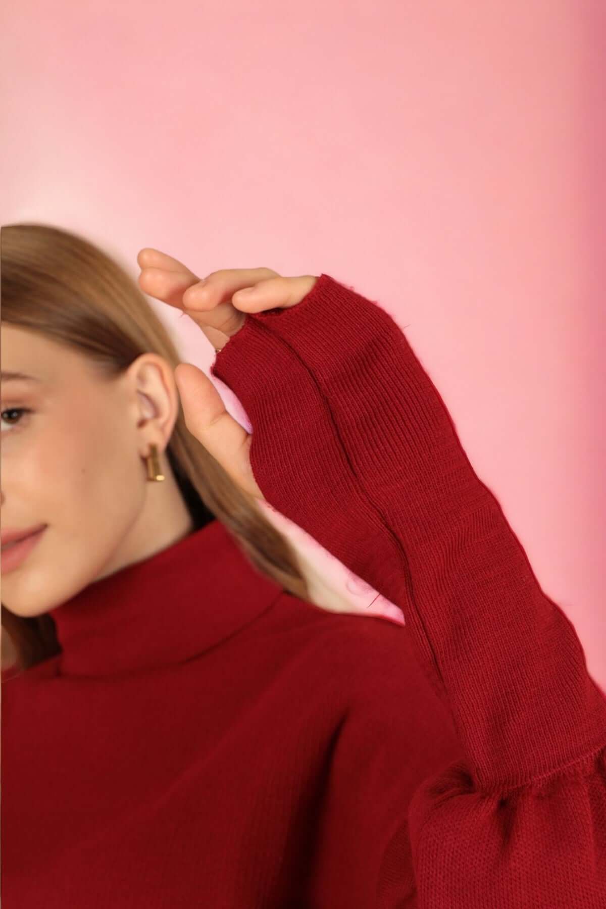 Knitted Crop Turtleneck Sweater with Puff Sleeve-Red