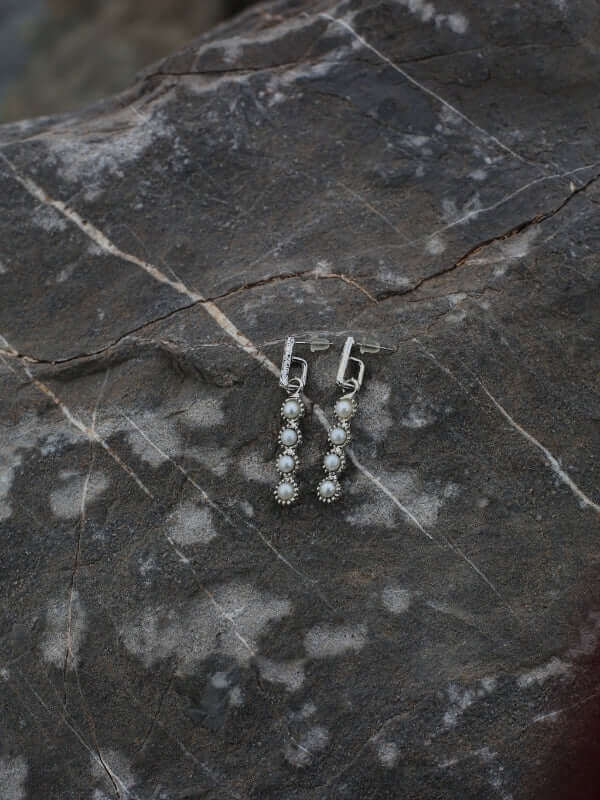 Linear Pearl Earrings