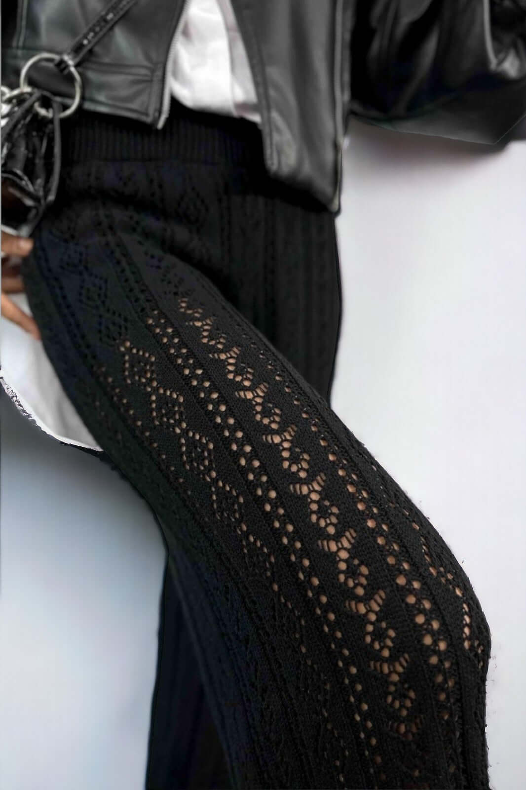 Openwork Knitwear Trousers-Black